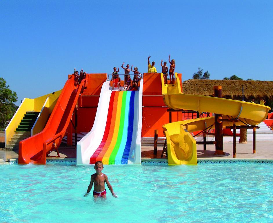 Caribbean World Hotel 4*